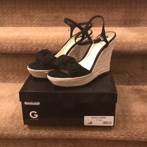 Black wedge sandals Guess size 7.5